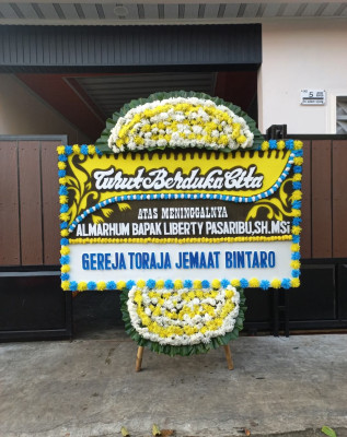 Papan Bunga Duka di Kunir