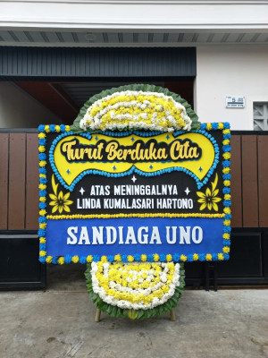 Papan Bunga Duka di Kunir